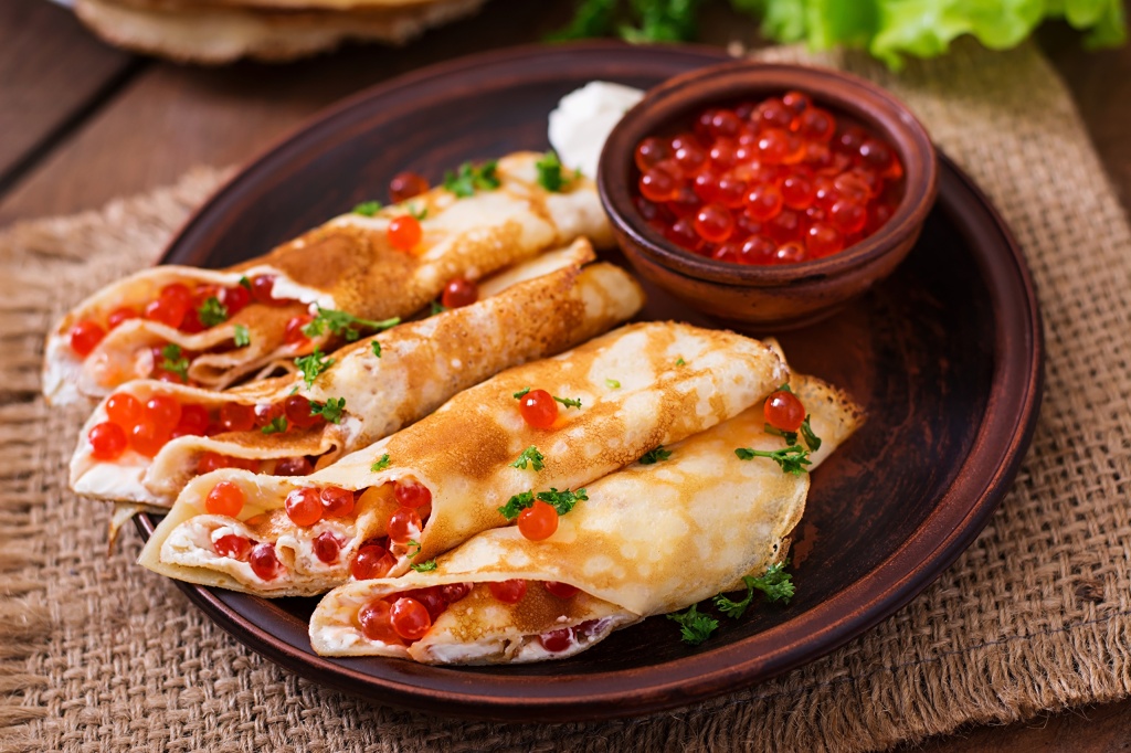 Pancake_Caviar_Plate_496044.jpg